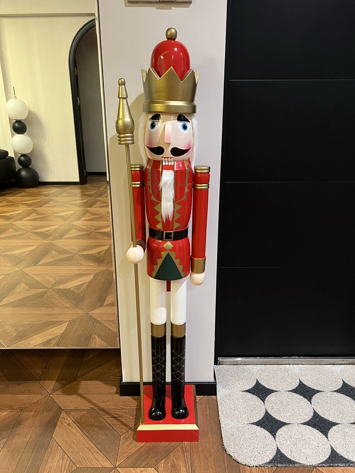 Nutcracker Figurine - Adorno Decorativo para Cafetería, Cascanueces de