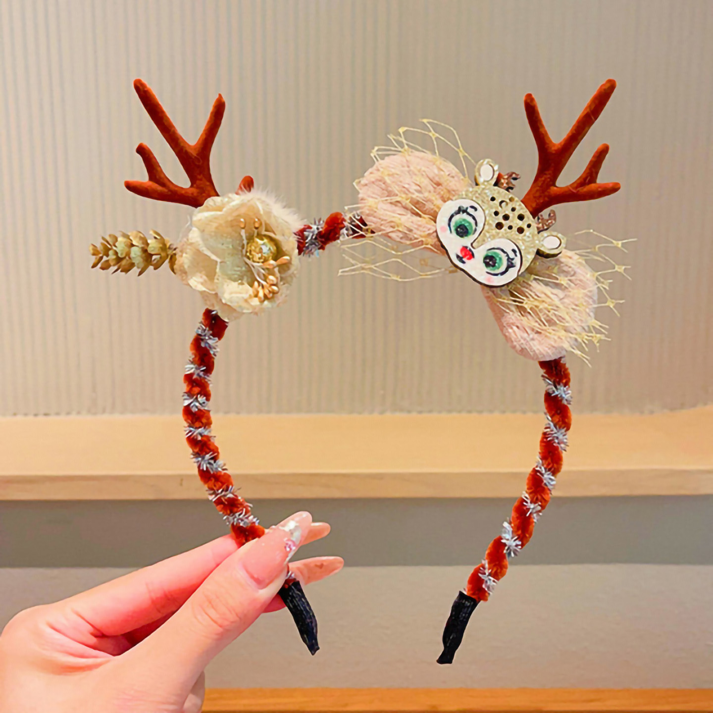 Diadema de felpa navideña, ado - Reindeer Antlers Headband reseña y precio