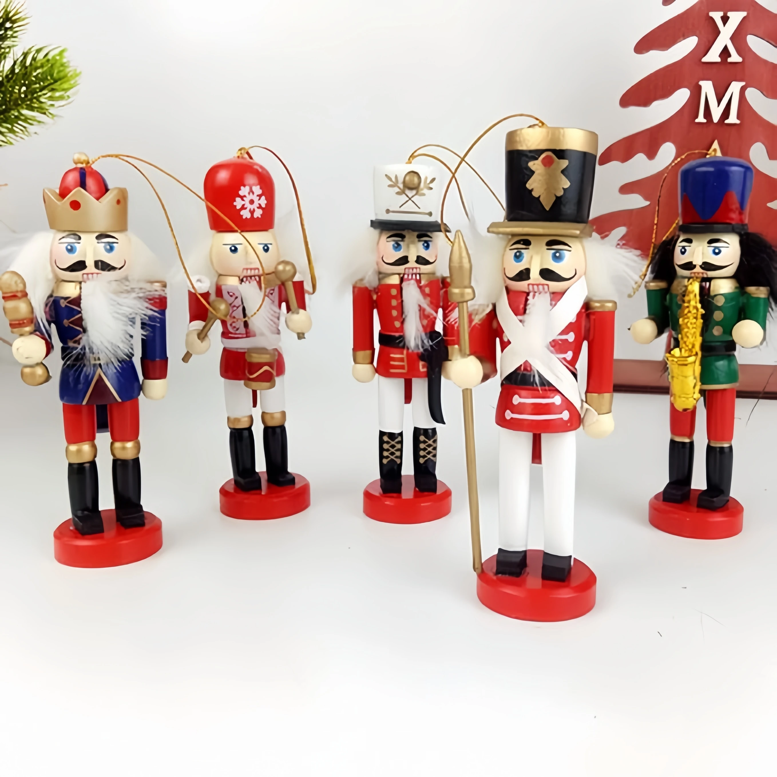 Adornos navideños con forma de - Nutcracker Figurine reseña y precio
